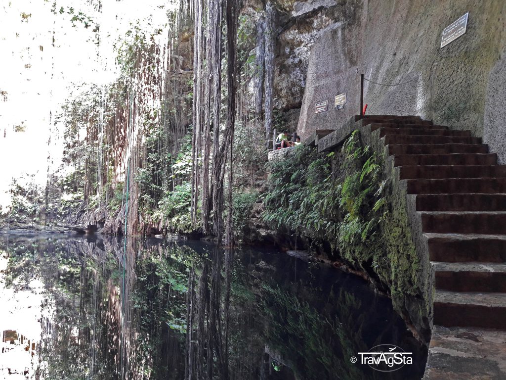 Cenote Ik kil, Yucatán, Mexico